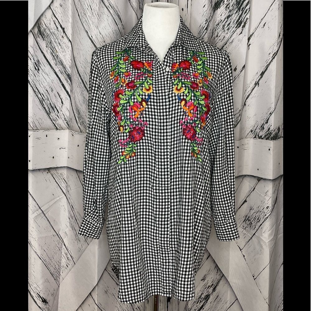 DEX gingham embroidered button up shirt oversized S
